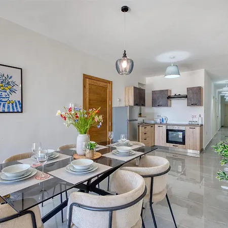 Spacious & Modern 3 Bedroom, Steps From Stunning Sea Views!