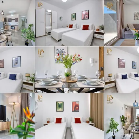 Spacious & Modern 3 Bedroom, Steps From Stunning Sea Views! *